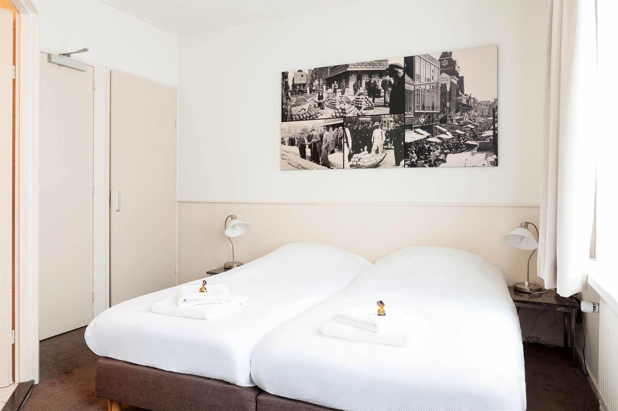Hotel Stad En Land Алкмар Экстерьер фото